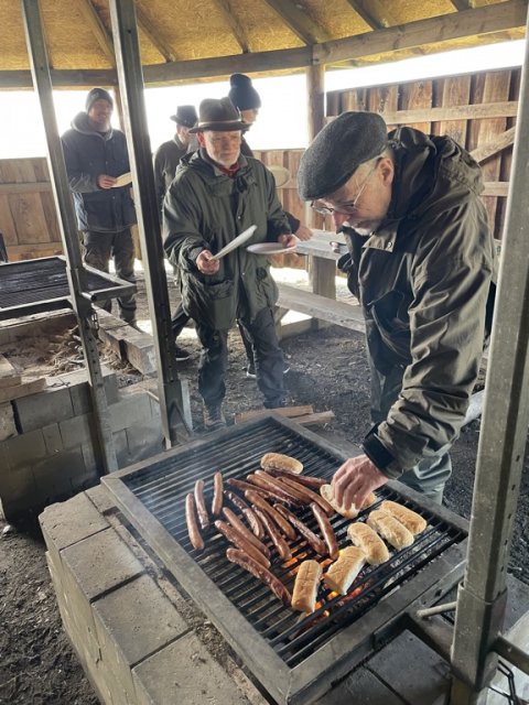 Grillpølsen blev kroget